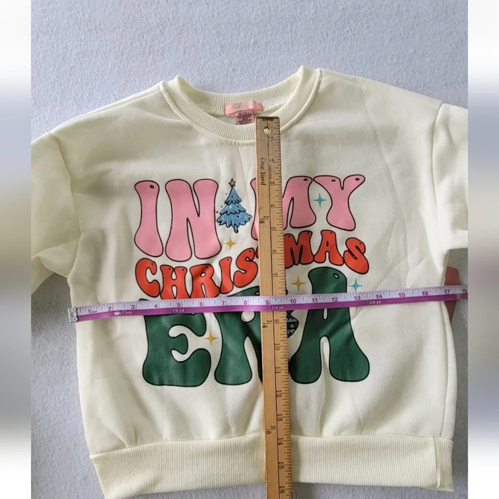 Lucky You In MyChristmas Era Off-White HolidaySweatsuit – Girls Size M (10)-L(12